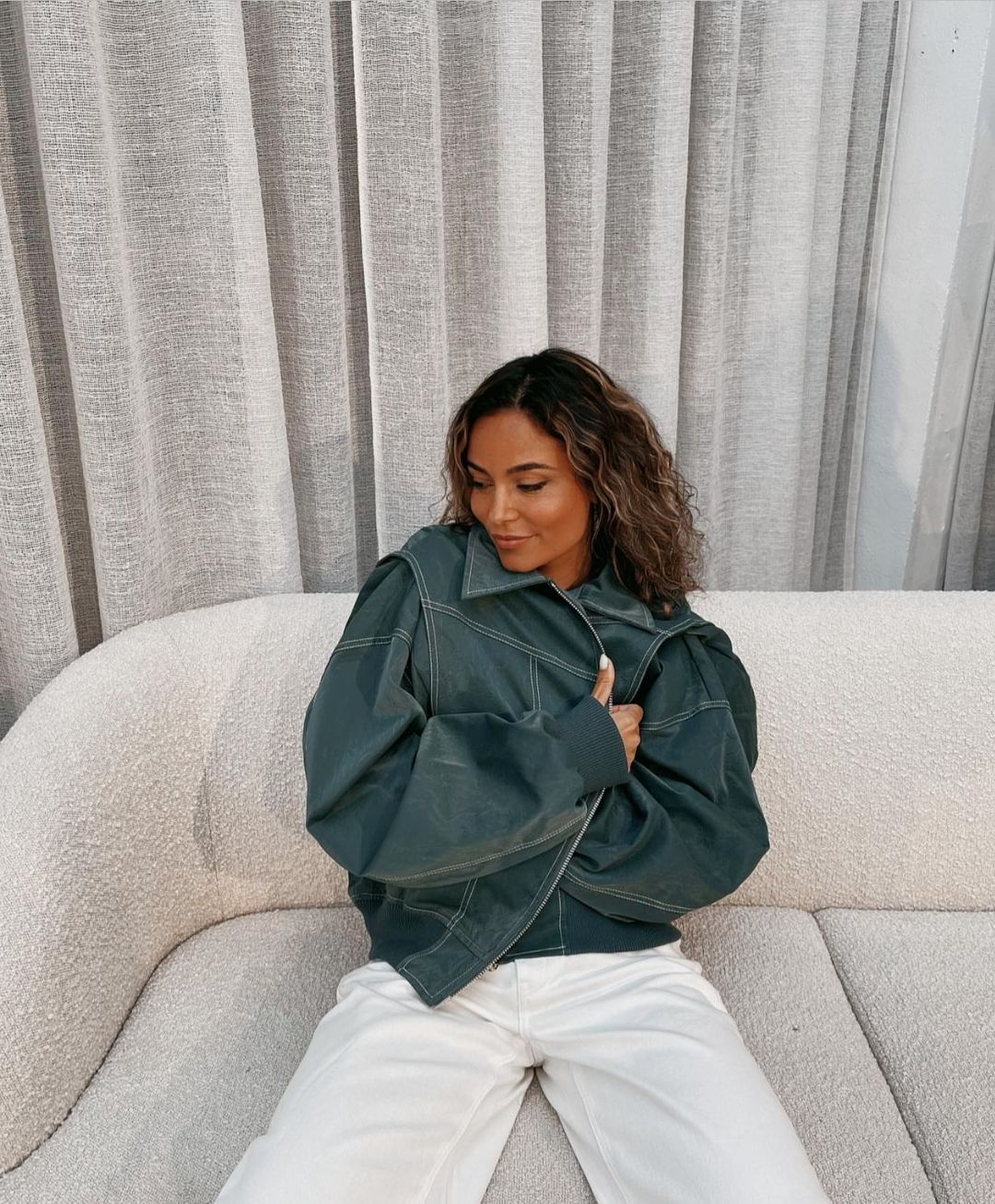 Giacca bomber in pelle Lara – Stile e comfort ultimativi